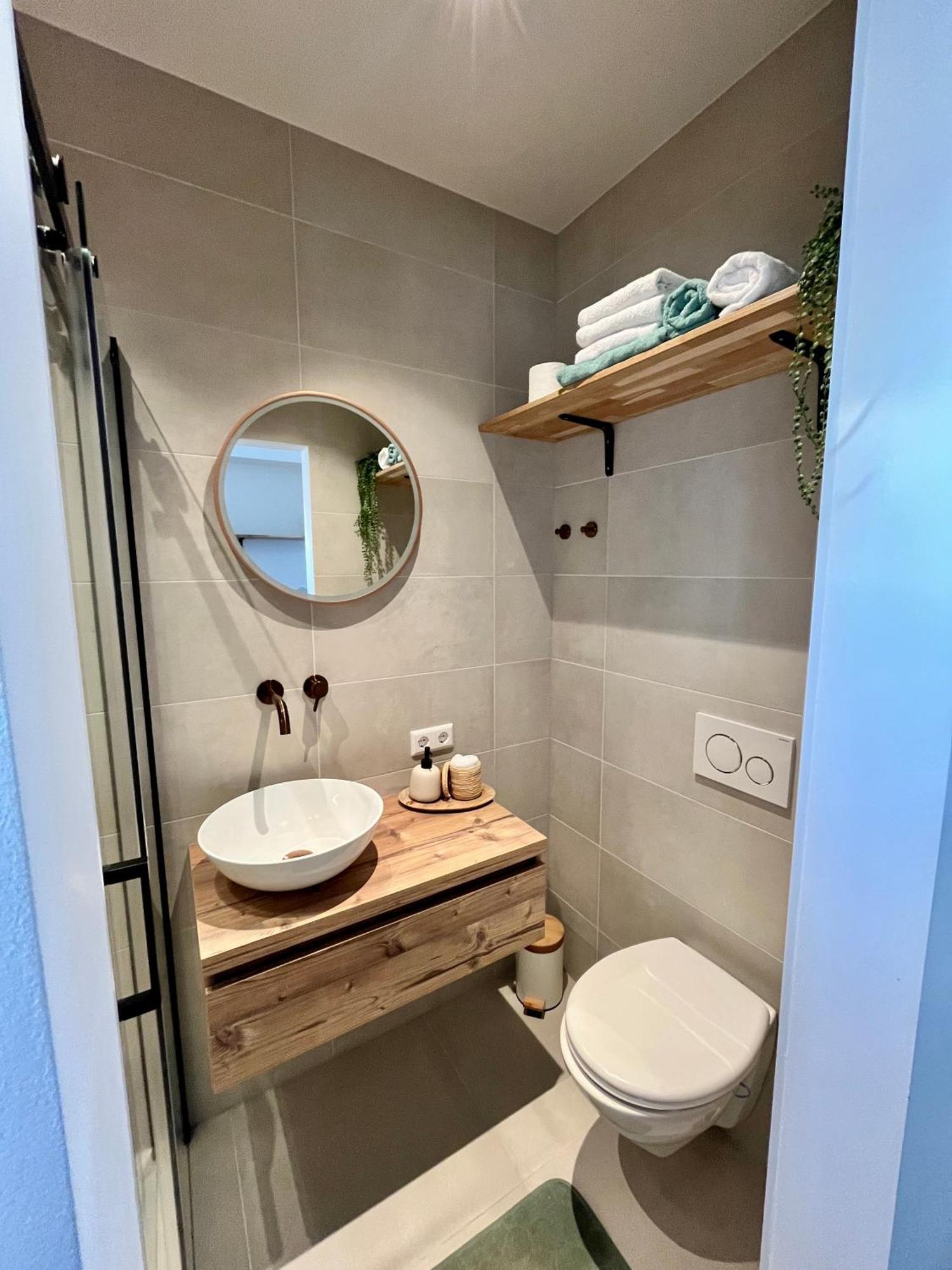 Tiny House In Center Aalsmeer I Close To Schiphol & Amsterdam מראה חיצוני תמונה